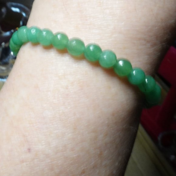 (NWT) Natural Green Jade Faceted Beaded Bracelet (Fits Sm to Lg Wri… - Picture 4 of 6